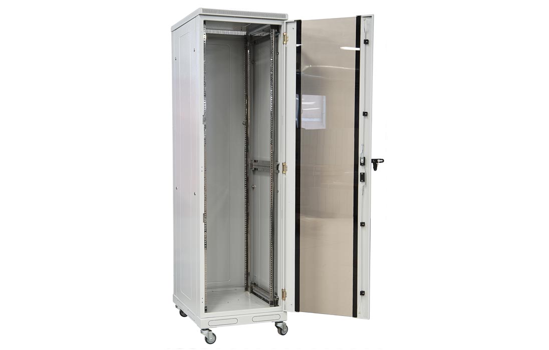 Шкаф телекоммуникационный напольный 19",18U(600x800), ШТ-НП-18U-600-800-С, передняя дверь стекло СС