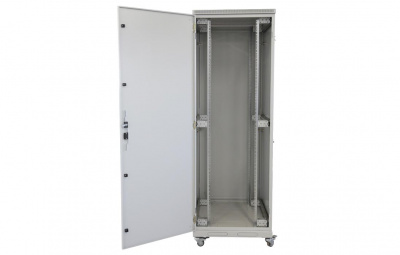 Шкаф телекоммуникационный напольный 19",42U(800x800), ШТ-НП-42U-800-800-М, передняя дверь металл ССД