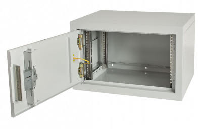 Шкаф антивандальный настенный ШАН-М 19" 6U(600*450) ССД